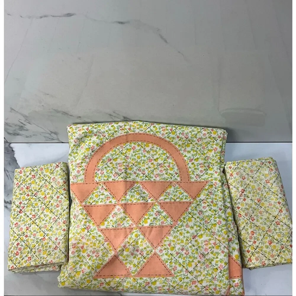 VINTAGE WAMSUTTA Queen Flat Sheet And Pillow Cases